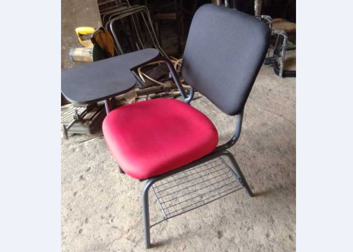 Cushion-Chair-with-Writing-Pad